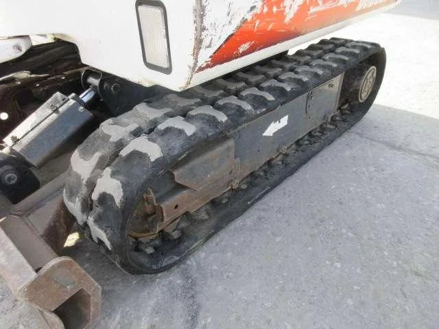 BOBCAT 320 – Mini-Pelle 1,5T avec 3 Godets Occasion