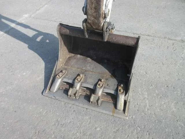 BOBCAT 320 – Mini-Pelle 1,5T avec 3 Godets Occasion