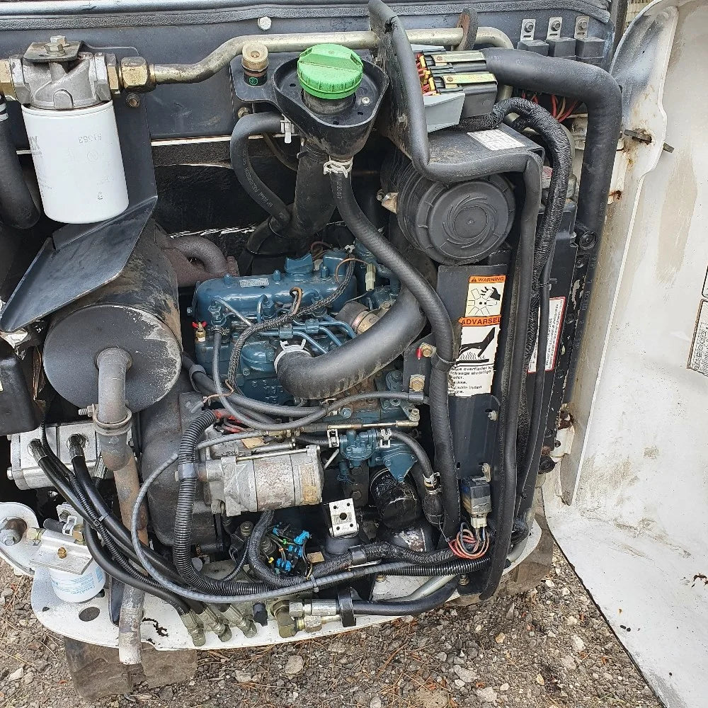 BOBCAT 322G – Mini-Pelle 1,6T sur Chenilles avec 3 Godets Occasion