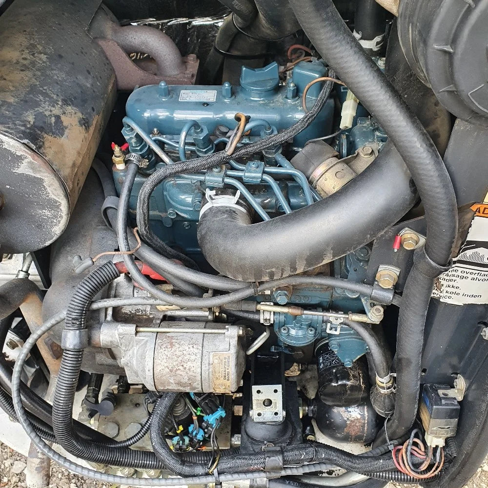 BOBCAT 322G – Mini-Pelle 1,6T sur Chenilles avec 3 Godets Occasion