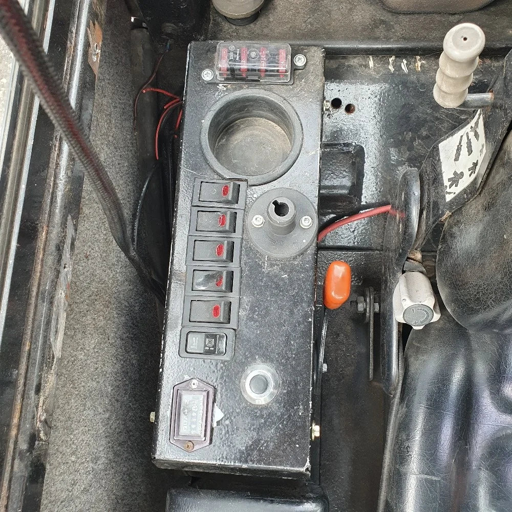 BOBCAT 322G – Mini-Pelle 1,6T sur Chenilles avec 3 Godets Occasion