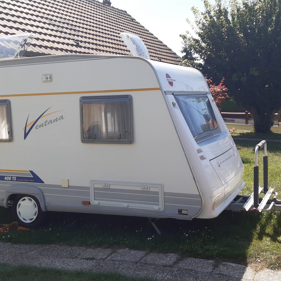 Caravane Bürstner Ventana 400TS Avantgarde 2000 – 2 couchages – Simple essieu – 6.13m – occasion