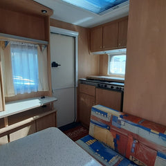 Caravane Bürstner Ventana 400TS Avantgarde 2000 – 2 couchages – Simple essieu – 6.13m – occasion