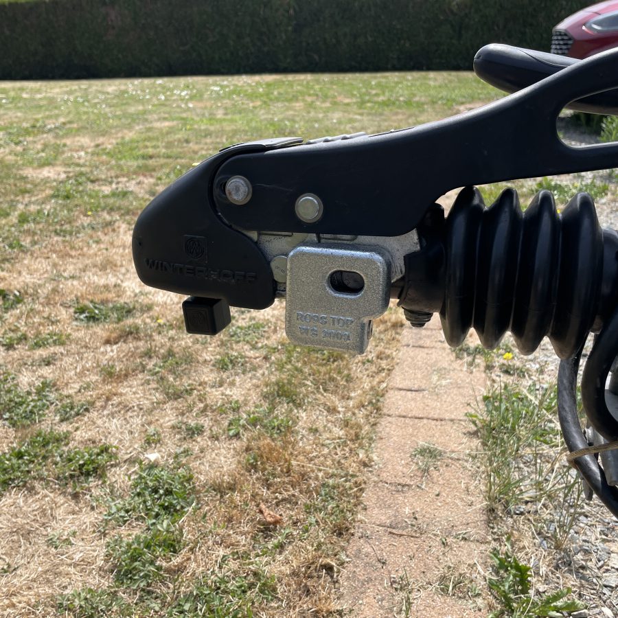 Caravane Hobby 495 UFE Excellent 2020 – 4 couchages – Simple essieu – Avec auvent occasion