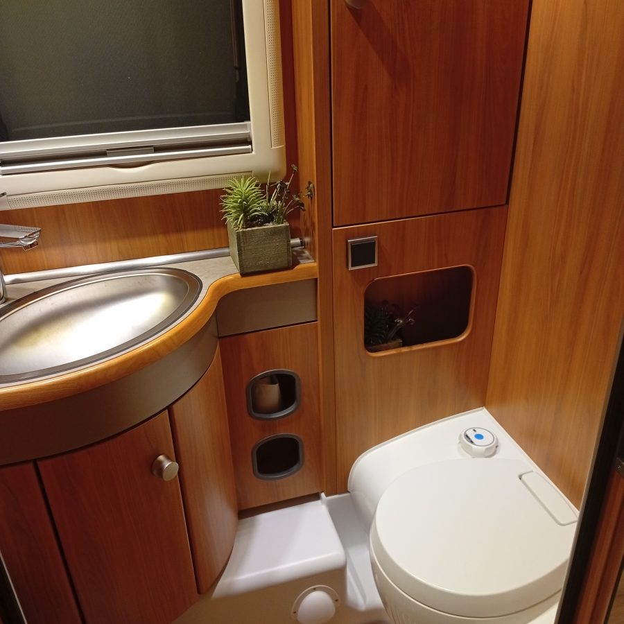 Caravane Hymer Nova 2016 full option 4 places climatisation essieu renforcé occasion