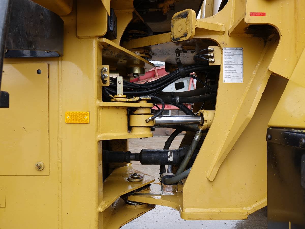 Caterpillar 938G, (1999), 5755 heures, 13.82T – occasion