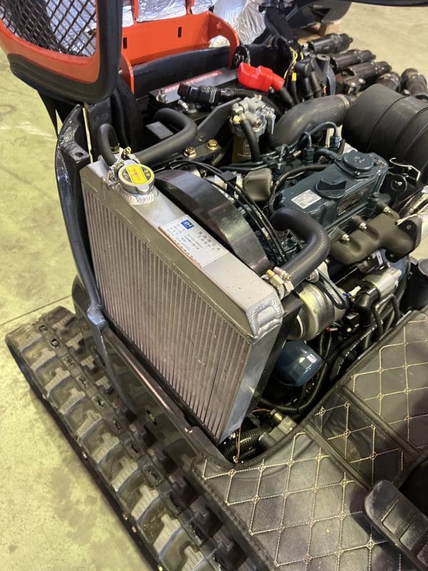 Excavatrice 1200 kg Moteur Kubota 3 Cylindres avec Chenilles Rétractables 74 cm neuve