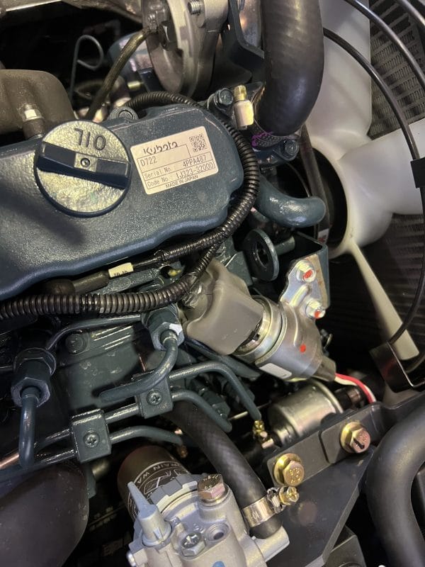 Excavatrice 1200 kg Moteur Kubota 3 Cylindres avec Chenilles Rétractables 74 cm neuve