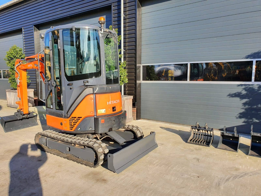 Hitachi ZX22U-2 CLR, (2014), 2.53T – occasion