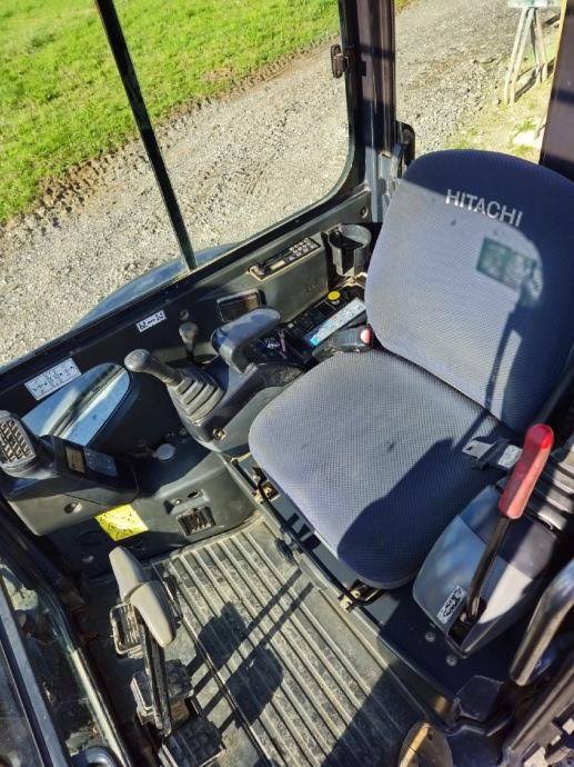 Hitachi ZX35U-2, (2007), 4370 heures, 3.5T – occasion