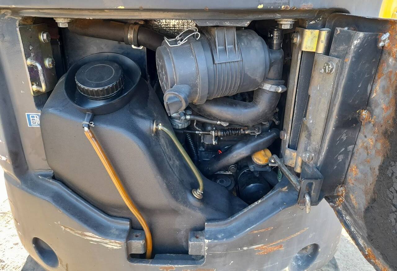 Komatsu PC16R, (2007), 4565 heures, 1.5T – occasion