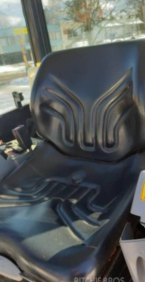 Kubota KX015-4, (2015), 3880 heures, 1.5T + 3 Godets – occasion