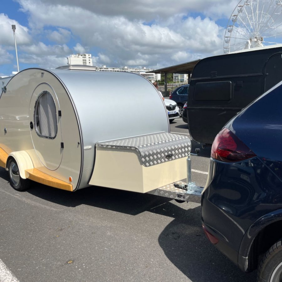 Mini-caravane Hundred Miles My Drop 2021 – 2 couchages – Teardrop française – État comme neuf occasion