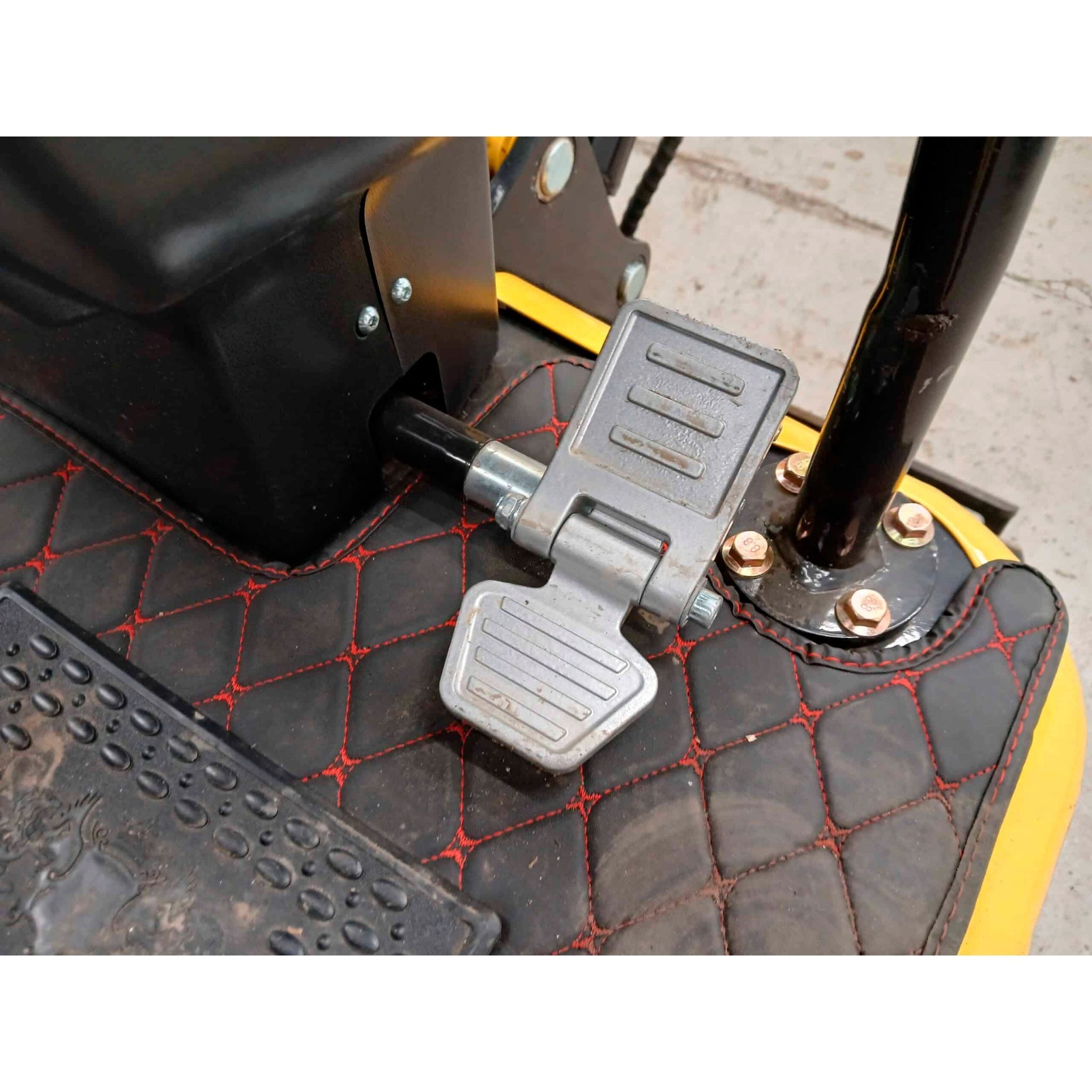 Mini-pelle Machpro MP15 1500 kg moteur diesel 10-15 CV  neuve