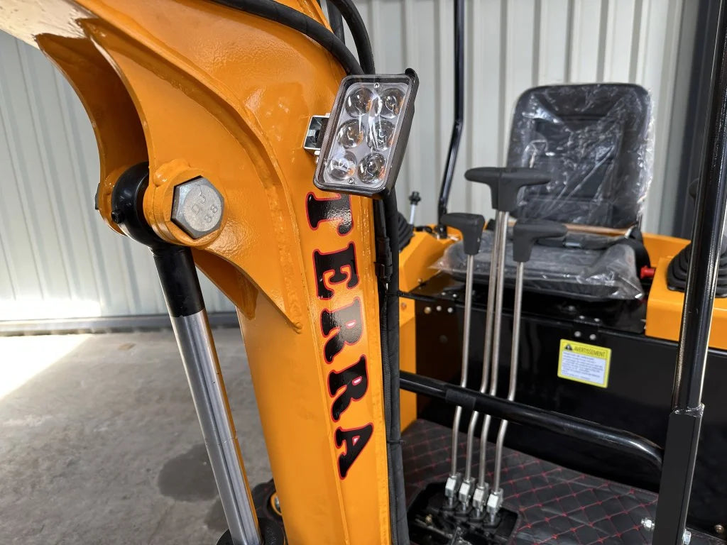 Mini Pelle TERRA CS22.R – Diesel 24 CV, 1 980 kg, Déport Hydraulique neuve