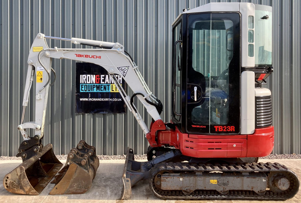 Takeuchi TB23R Mini Pelle sur Chenille 2,5 Tonnes 2018 Occasion